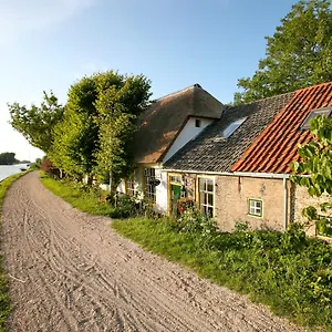 bb-rechthuis-van-zouteveen.thehaguehotels.net/
