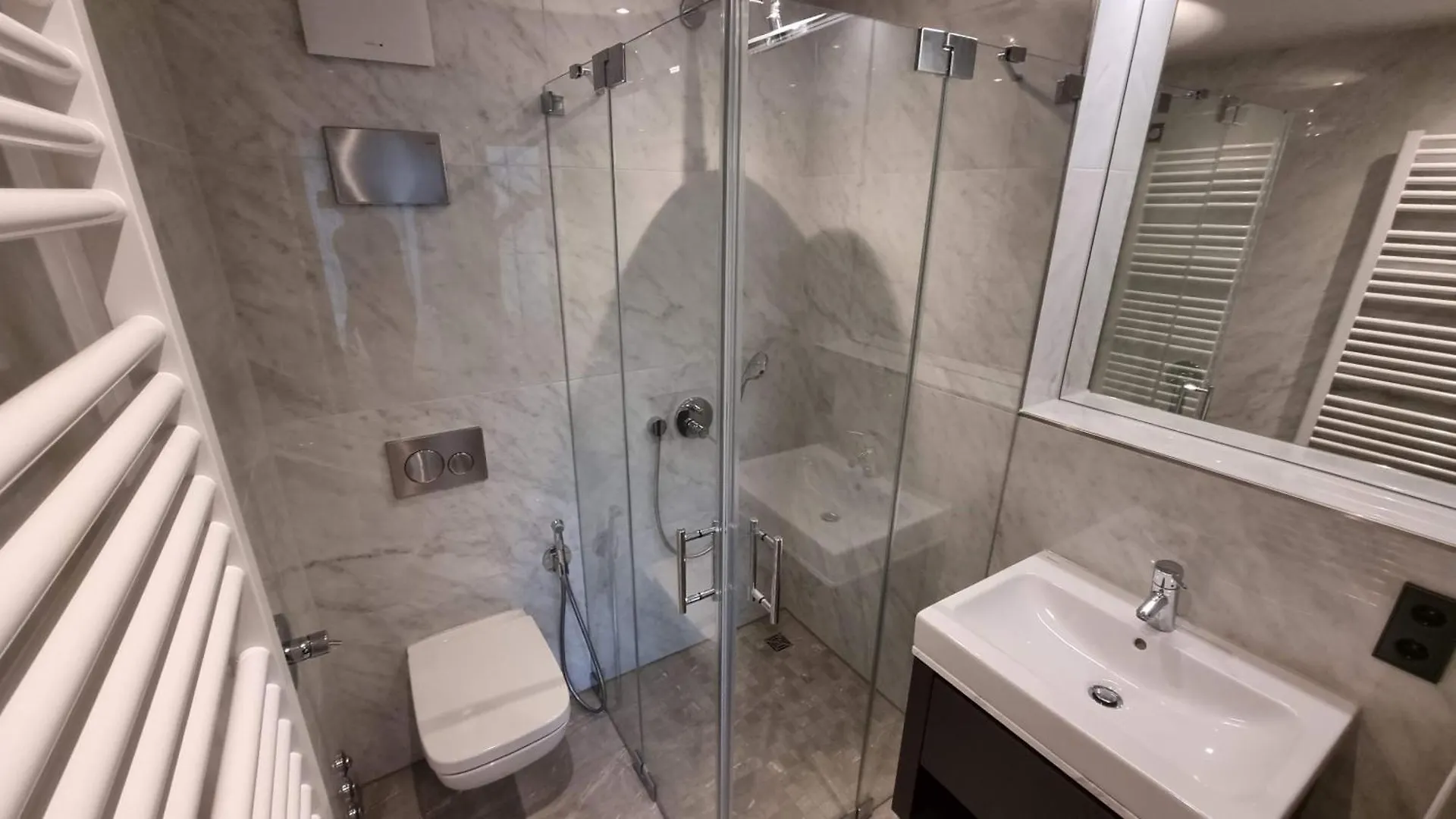 Fourty Three Luxury Serviced Apartments Düsseldorf