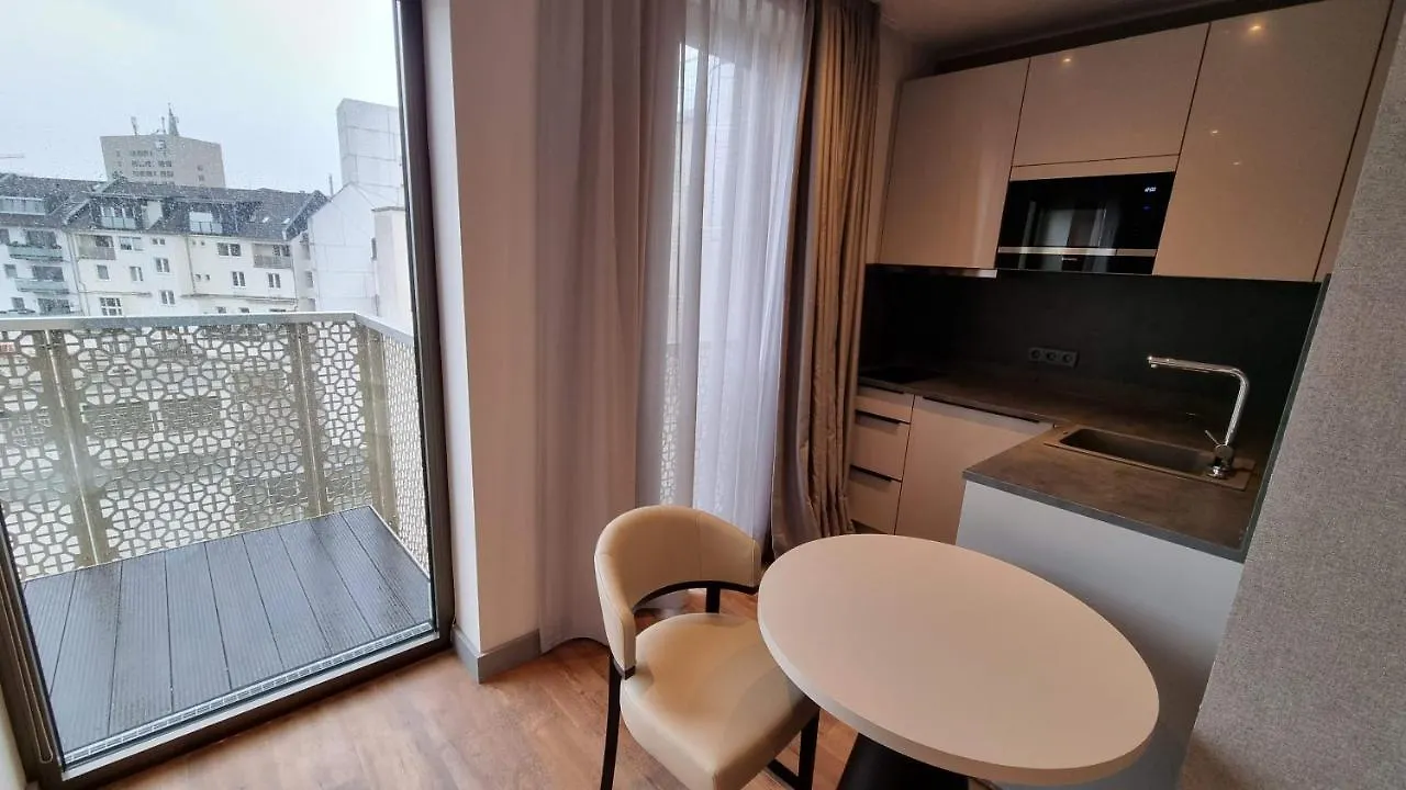 Aparthotel Fourty Three Luxury Serviced Apartments Düsseldorf