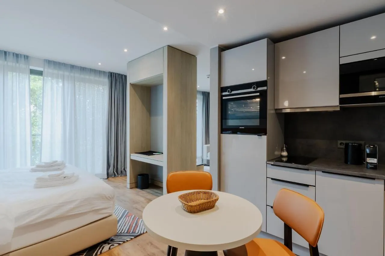 Fourty Three Luxury Serviced Apartments Düsseldorf Aparthotel