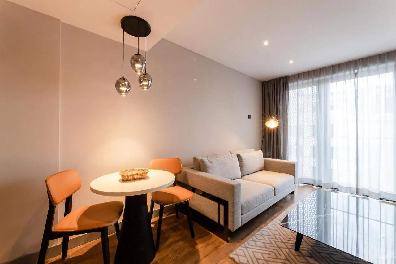 Fourty Three Luxury Serviced Apartments Düsseldorf 5*,  Duitsland