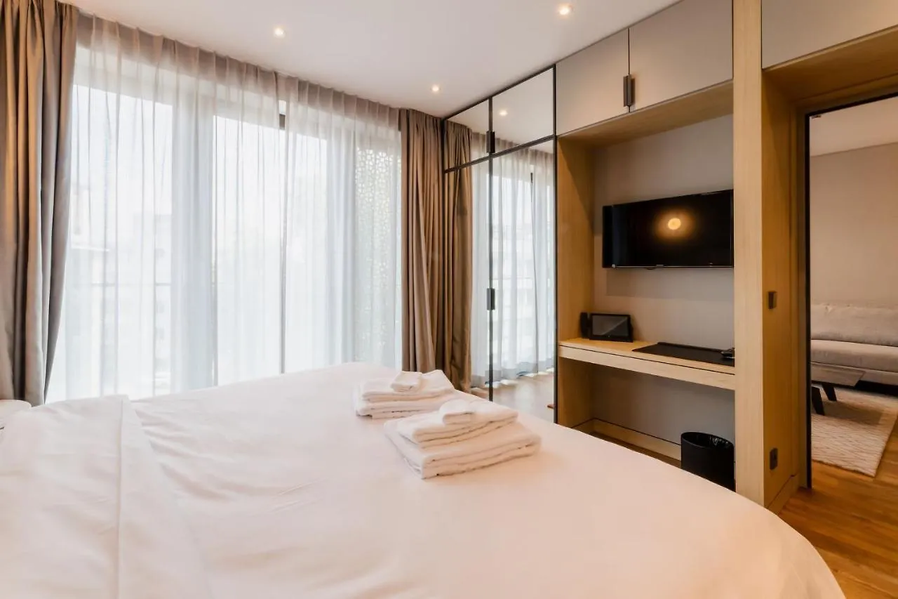 Fourty Three Luxury Serviced Apartments Düsseldorf Aparthotel