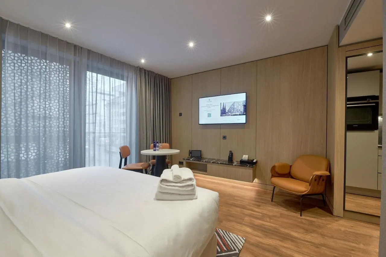 Fourty Three Luxury Serviced Apartments Düsseldorf
