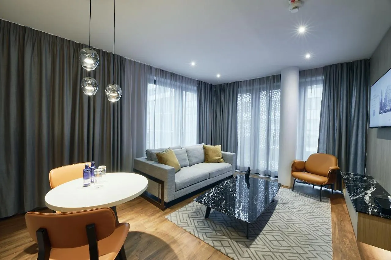 ***** Aparthotel Fourty Three Luxury Serviced Apartments Düsseldorf Duitsland