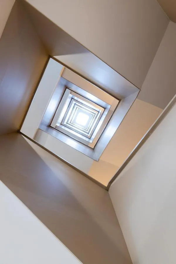 Fourty Three Luxury Serviced Apartments Dusseldorf Aparthotel