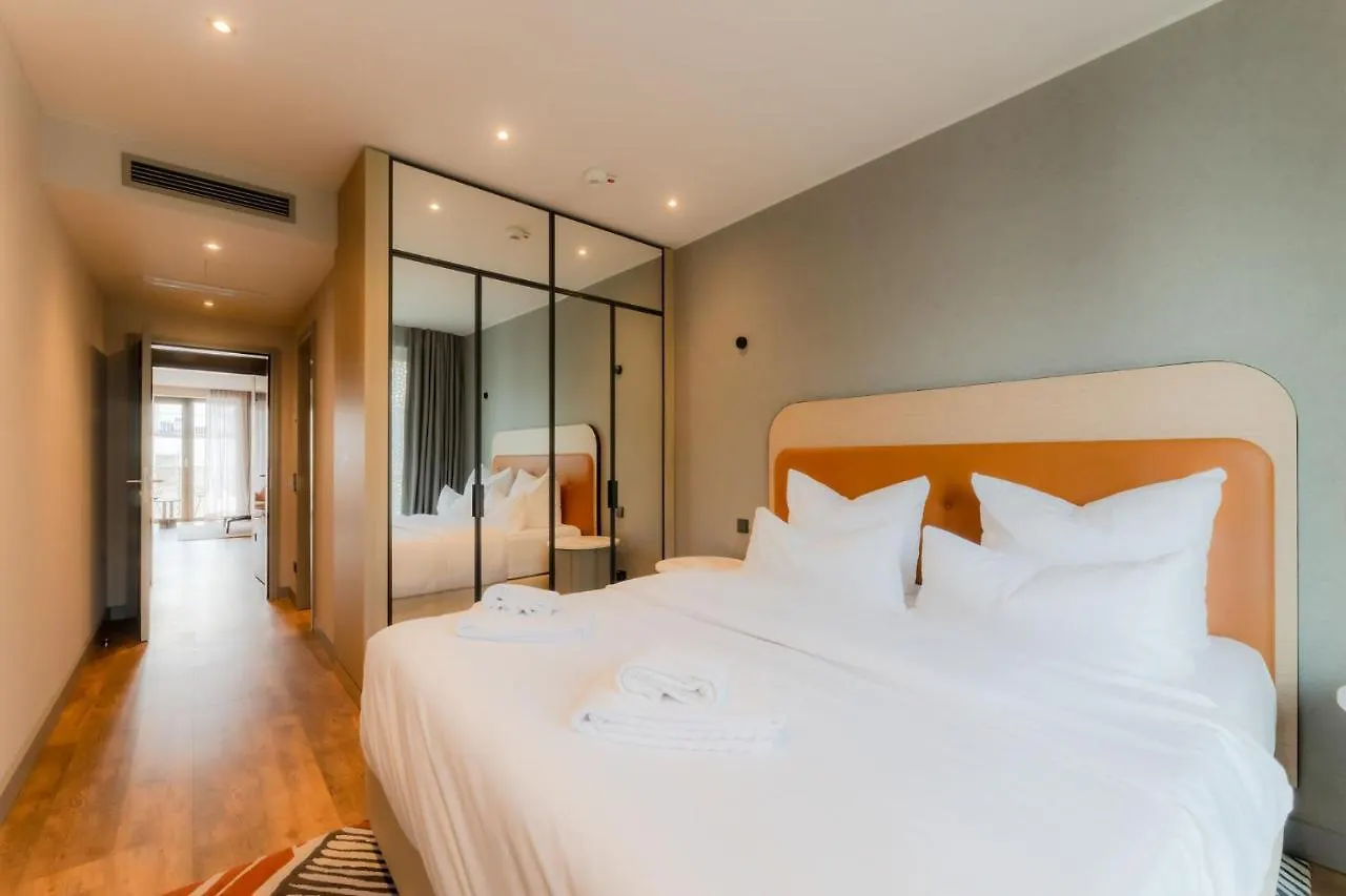 Fourty Three Luxury Serviced Apartments Dusseldorf 5*,